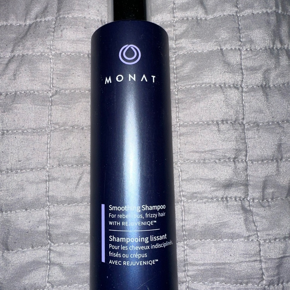 Monat Smoothing Shampoo